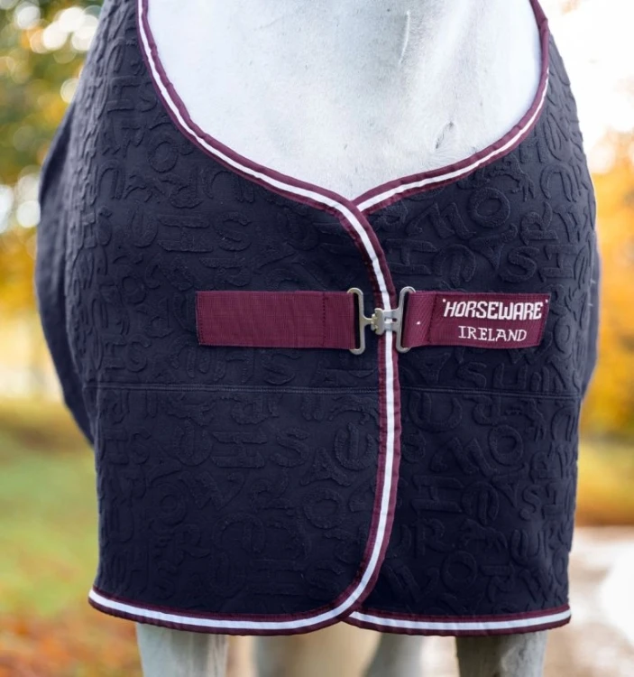 achjkp-b5qw-horseware-embossed-jersey-cooler-blanket-single-front-closure_1_.webp